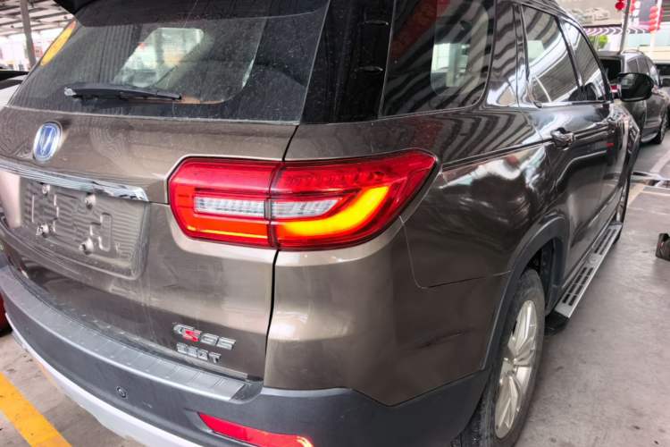 Used CHANGAN CS95 2017 2.0T Two-Wheel Drive Zhiyuan Edition Right Rear Taillight
