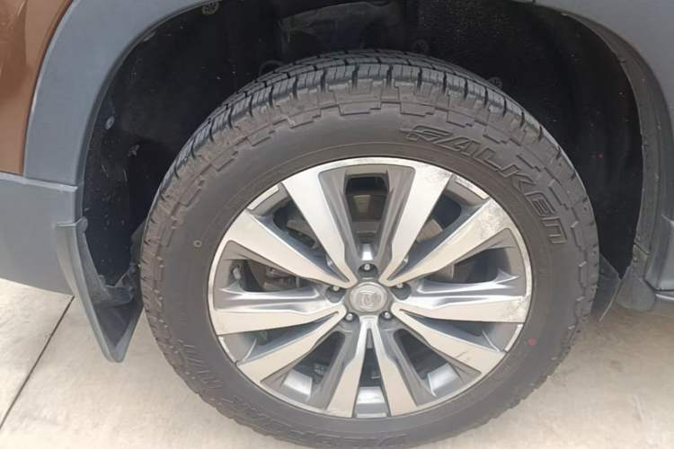 Used CHANGAN CS95 2017 2.0T Four-Wheel Drive SmartDrive Edition Right Rear Wheel Hub