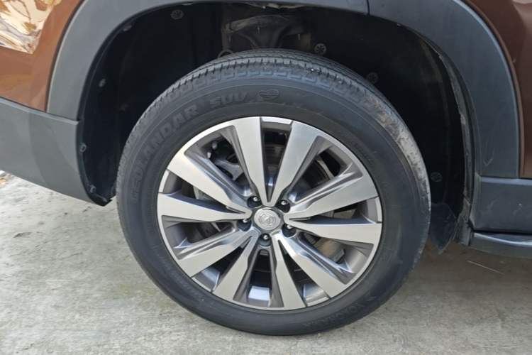 Used CHANGAN CS95 2017 2.0T Four-Wheel Drive SmartDrive Edition Right Rear Wheel Hub