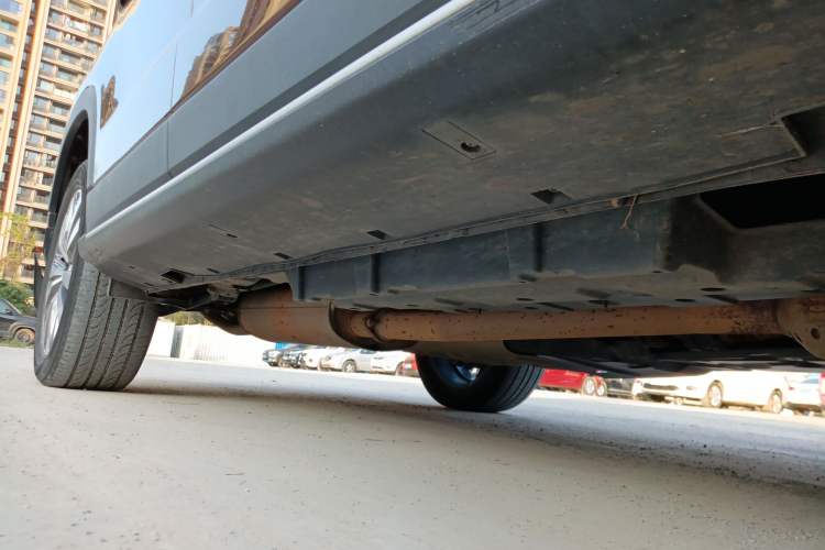 Used CHANGAN CS95 2017 2.0T Four-Wheel Drive SmartDrive Edition Right Side Sill