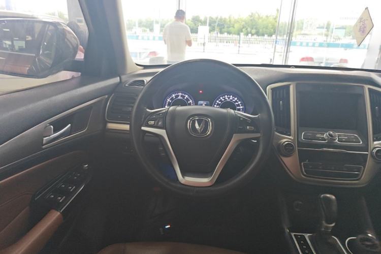 Used CHANGAN CS95 2017 2.0T Four-Wheel Drive SmartDrive Edition Steering Wheel