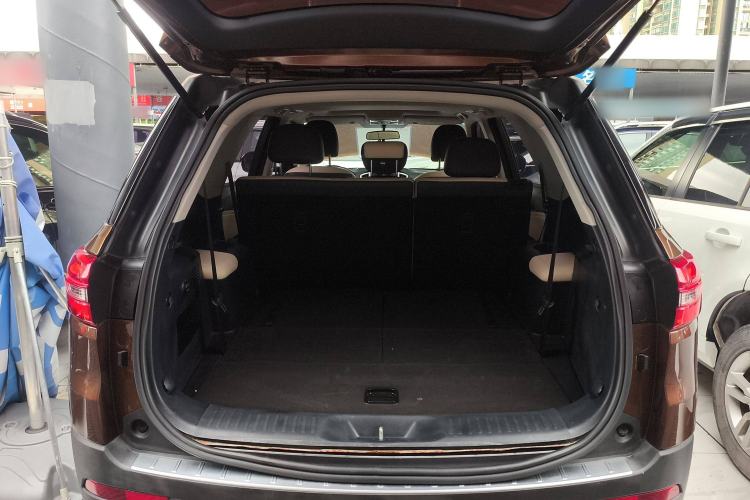 Used CHANGAN CS95 2017 2.0T Two-Wheel Drive Zhiyuan Edition Trunk