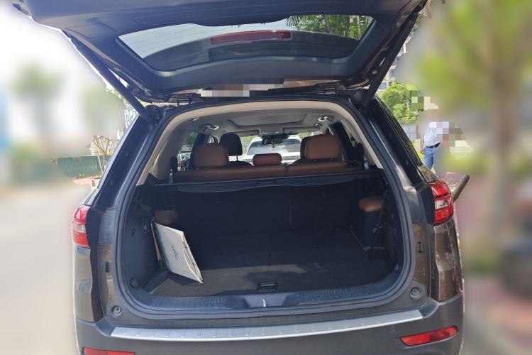 Used CHANGAN CS95 2017 2.0T Four-Wheel Drive ZhiZun Edition Trunk