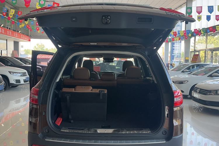 Used CHANGAN CS95 2017 2.0T Two-Wheel Drive Zhituo Edition Trunk