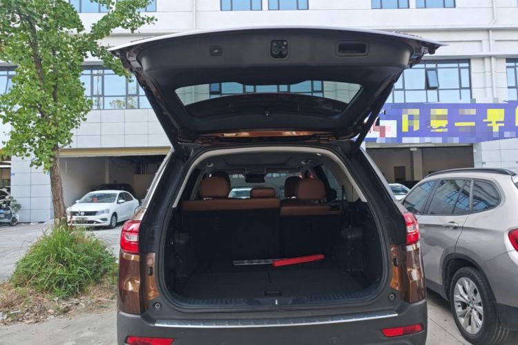 Used CHANGAN CS95 2017 2.0T Four-Wheel Drive SmartDrive Edition Trunk