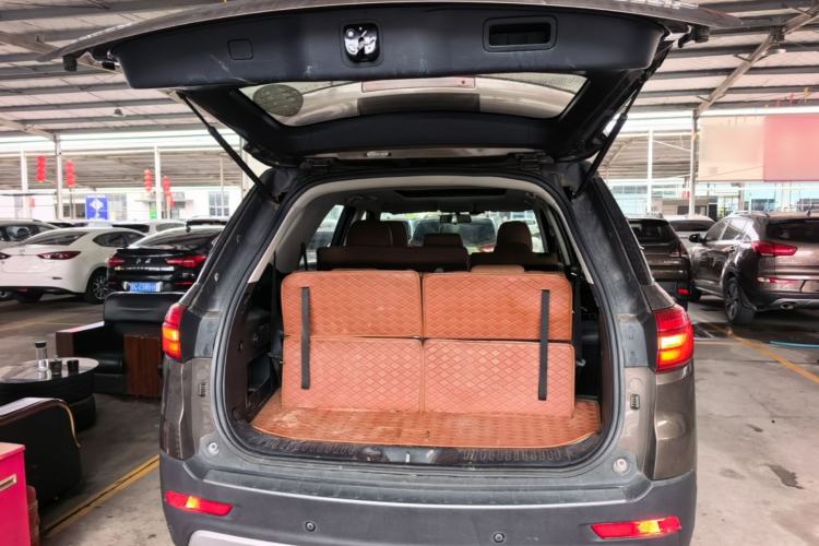 Used CHANGAN CS95 2017 2.0T Two-Wheel Drive Zhiyuan Edition Trunk