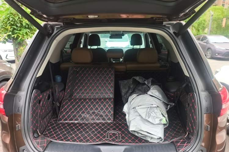 Used CHANGAN CS95 2017 2.0T Four-Wheel Drive SmartDrive Edition Trunk