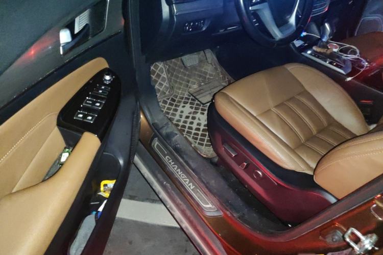 Used CHANGAN CS95 2017 2.0T Two-Wheel Drive Zhiyuan Edition Driver Seat