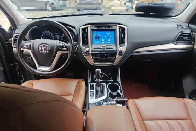 Used CHANGAN CS95 2017 2.0T Two-Wheel Drive Zhitu Edition Center Console