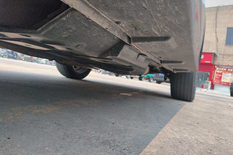 Used CHANGAN CS95 2017 2.0T Two-Wheel Drive Zhituo Edition Chassis Front Left