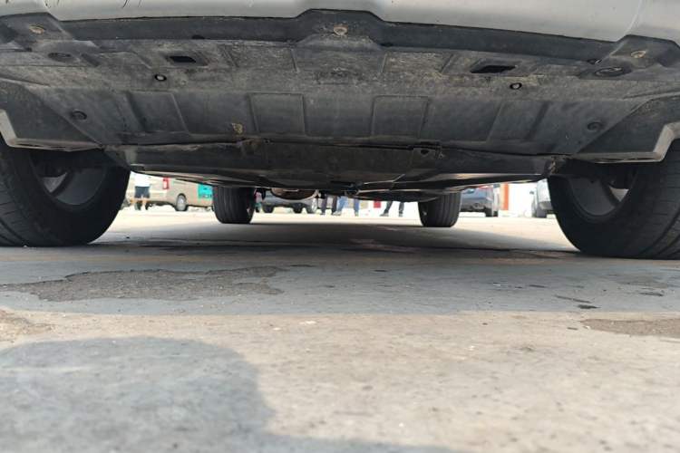 Used CHANGAN CS95 2017 2.0T Two-Wheel Drive Zhituo Edition Chassis Front
