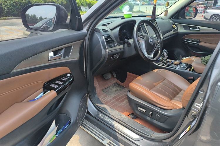 Used CHANGAN CS95 2017 2.0T Two-Wheel Drive Zhituo Edition Driver Seat