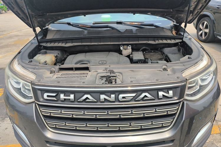 Used CHANGAN CS95 2017 2.0T Two-Wheel Drive Zhituo Edition Engine Bay