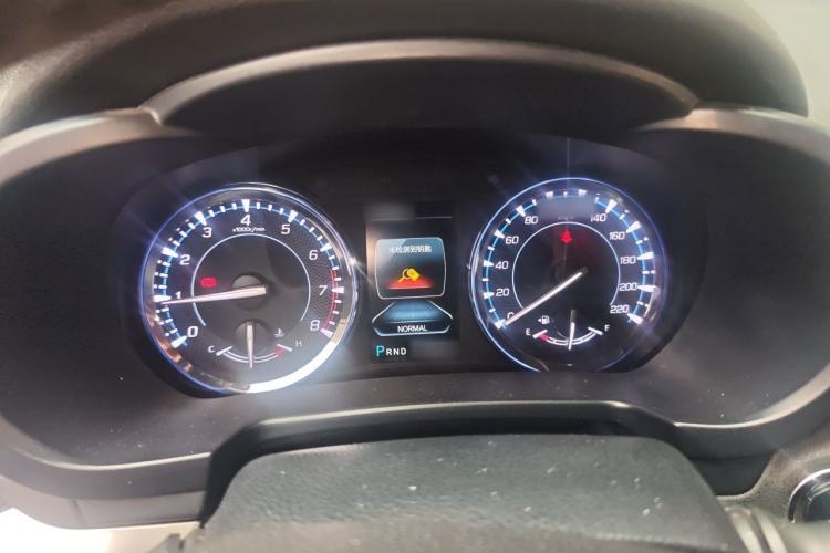 Used CHANGAN CS95 2017 2.0T Two-Wheel Drive Smart Enjoyment Version Instrument Cluster