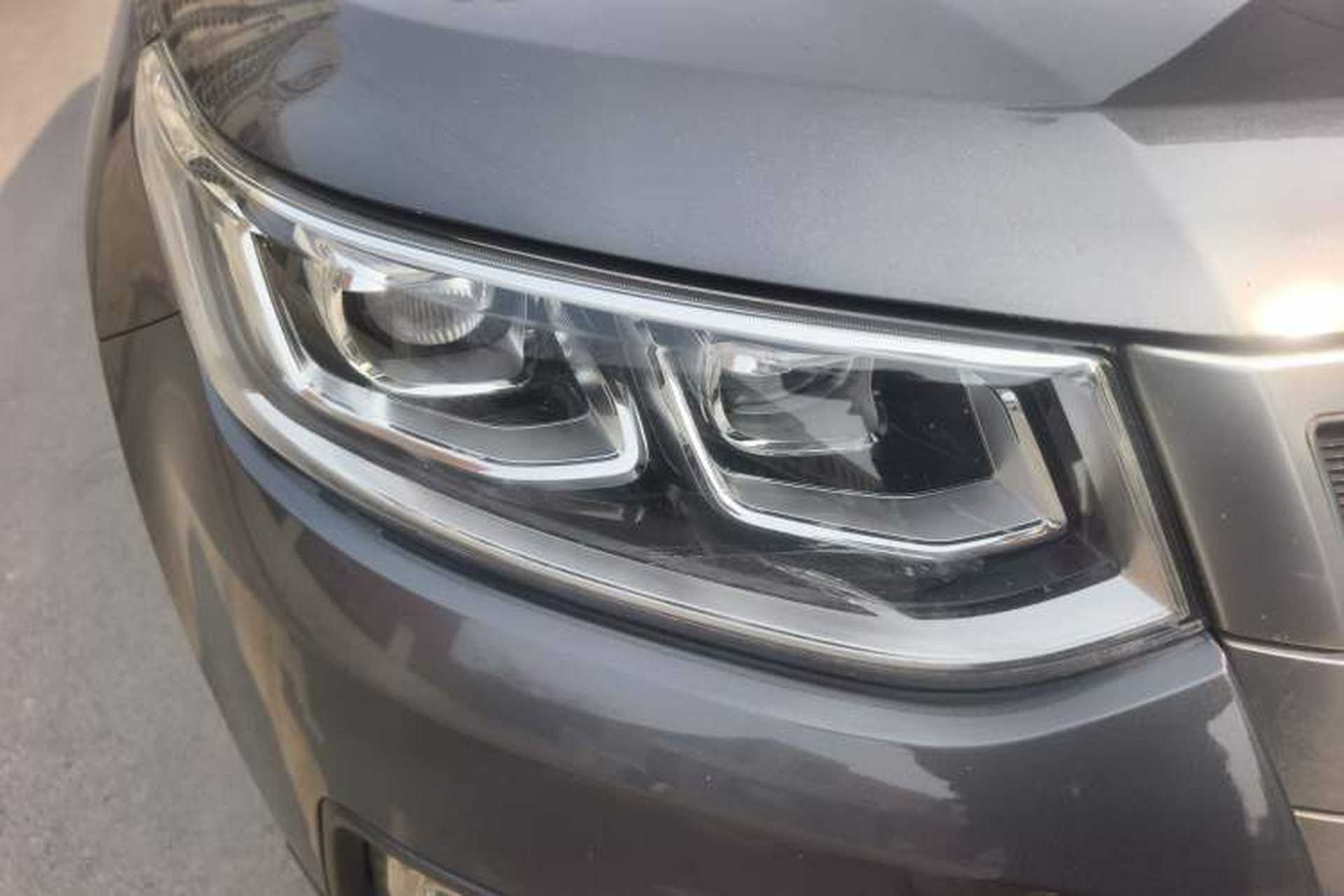 Used CHANGAN CS95 2017 2.0T Two-Wheel Drive Zhiyuan Edition Right Front Headlight