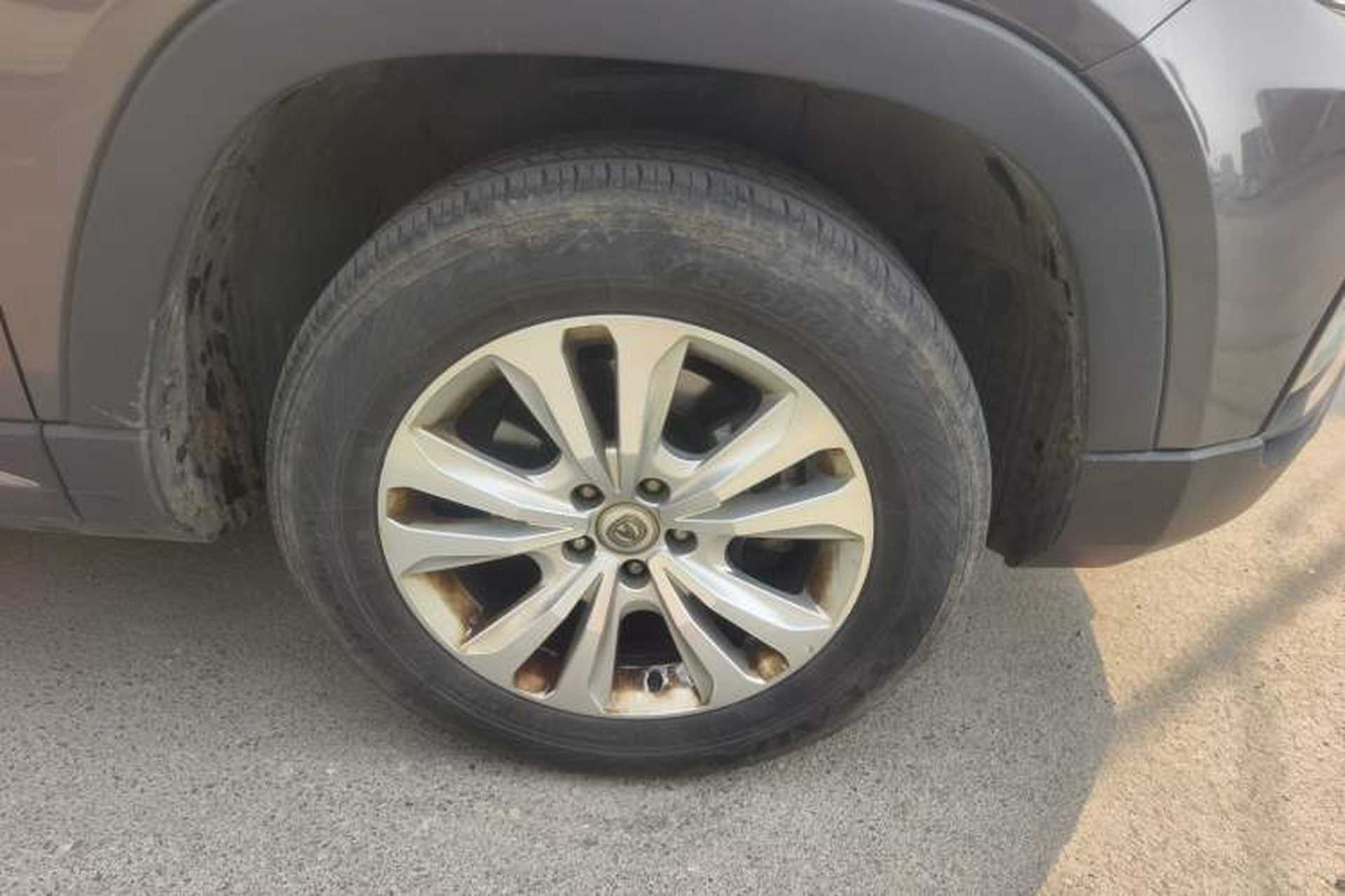 Used CHANGAN CS95 2017 2.0T Two-Wheel Drive Zhiyuan Edition Right Front Wheel Hub