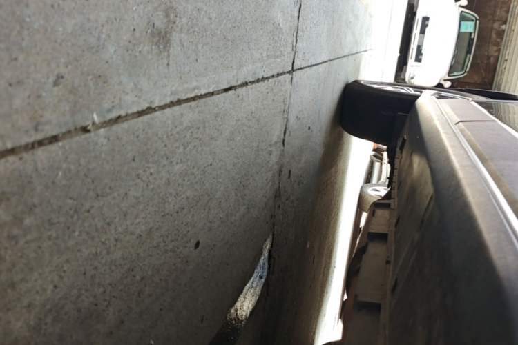 Used CHANGAN CS95 2017 2.0T Four-Wheel Drive SmartDrive Edition Right Side Sill
