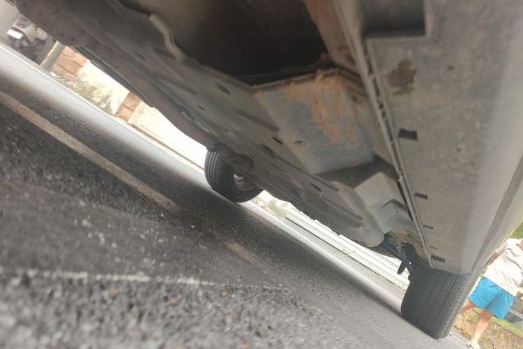 Used CHANGAN CS95 2017 2.0T Two-Wheel Drive Zhiyuan Edition Chassis Rear Right