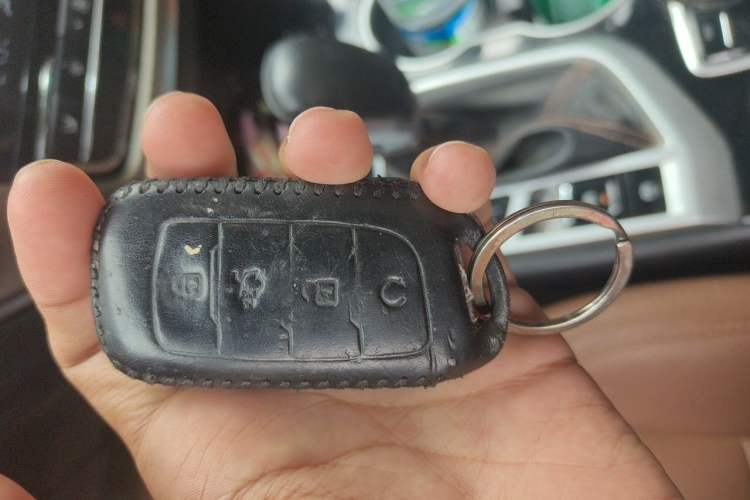 Used CHANGAN CS95 2017 2.0T Two-Wheel Drive Zhiyuan Edition Vehicle Key