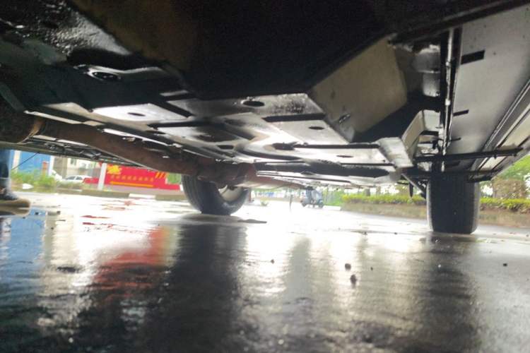 Used CHANGAN CS95 2017 2.0T Two-Wheel Drive Zhiyuan Edition Chassis Front Left