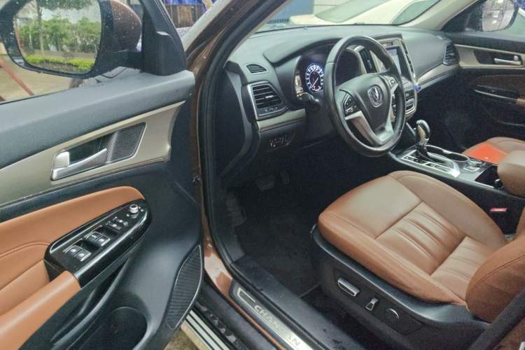 Used CHANGAN CS95 2017 2.0T Two-Wheel Drive Zhiyuan Edition Driver Seat