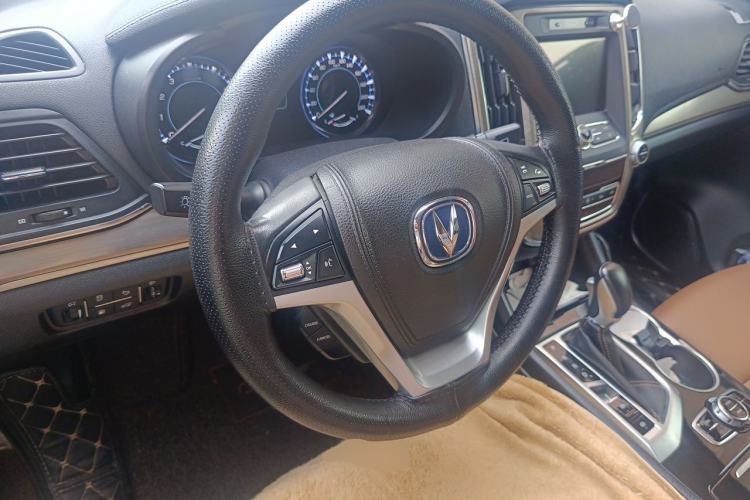 Used CHANGAN CS95 2017 2.0T Two-Wheel Drive Zhitu Edition Steering Wheel