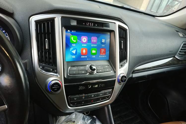 Used CHANGAN CS95 2017 2.0T Four-Wheel Drive ZhiZun Edition Audio And AC Panel