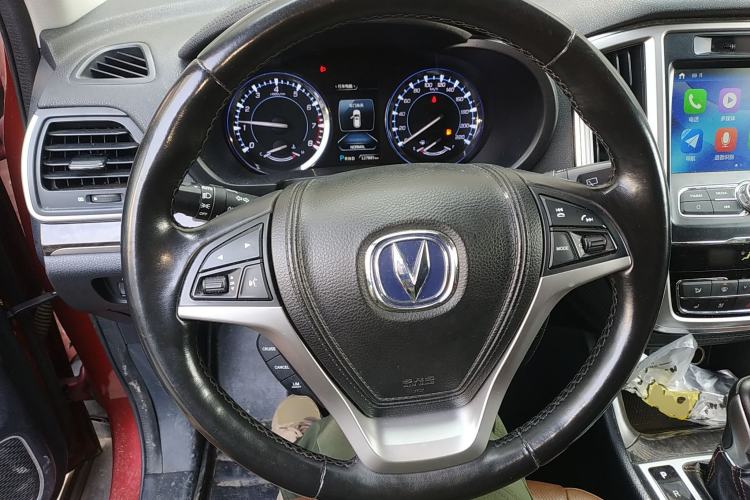 Used CHANGAN CS95 2017 2.0T Four-Wheel Drive ZhiZun Edition Steering Wheel