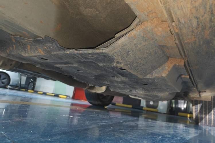 Used CHANGAN CS95 2017 2.0T Four-Wheel Drive SmartDrive Edition Chassis Front Left