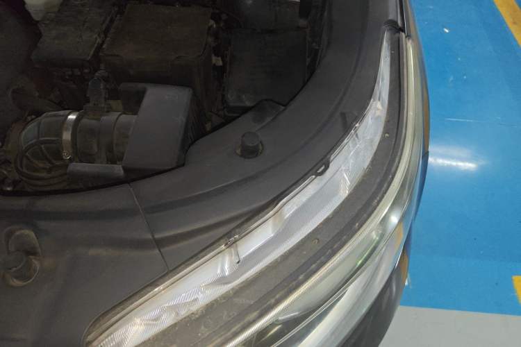 Used CHANGAN CS95 2017 2.0T Four-Wheel Drive SmartDrive Edition Engine Bay Left
