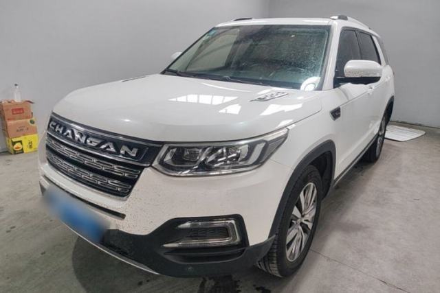 Ojetý CHANGAN CS95 2017 2.0T Two-Wheel Drive Zhituo Edition