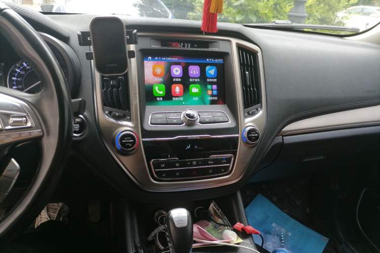 Used CHANGAN CS95 2017 2.0T Four-Wheel Drive ZhiZun Edition Audio And AC Panel