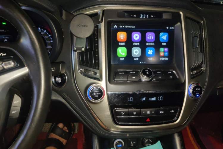 Used CHANGAN CS95 2017 2.0T Two-Wheel Drive Zhituo Edition Audio And AC Panel