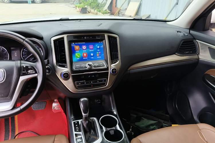 Used CHANGAN CS95 2017 2.0T Four-Wheel Drive SmartDrive Edition Audio And AC Panel