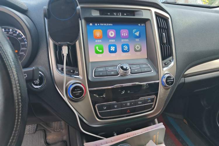 Used CHANGAN CS95 2017 2.0T Two-Wheel Drive Zhitu Edition Audio And AC Panel