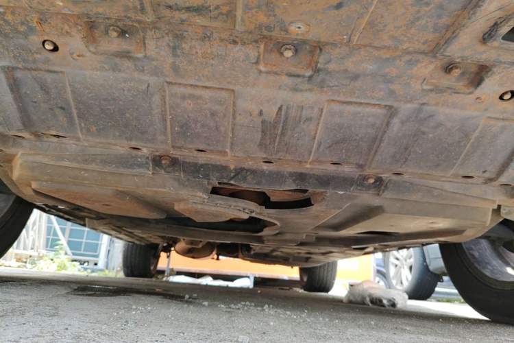 Used CHANGAN CS95 2017 2.0T Two-Wheel Drive Zhitu Edition Chassis Front