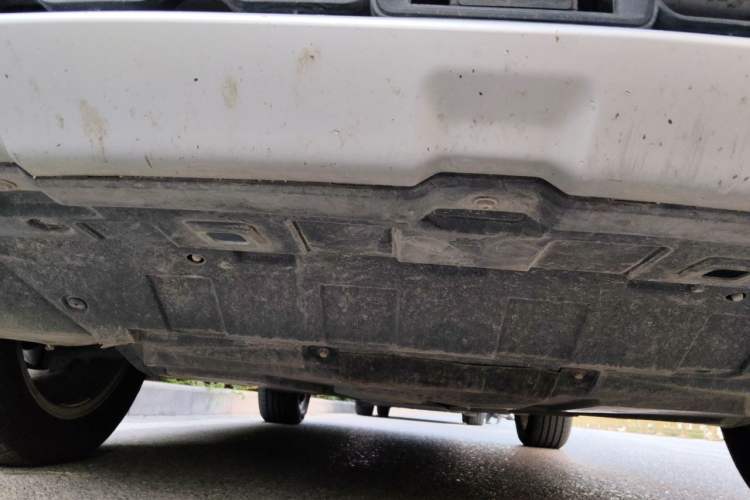 Used CHANGAN CS95 2017 2.0T Four-Wheel Drive ZhiZun Edition Chassis Front
