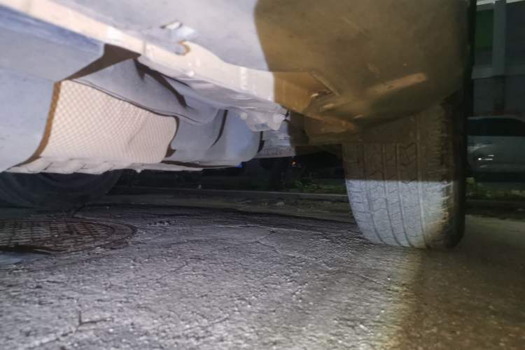 Used CHANGAN CS95 2017 2.0T Four-Wheel Drive ZhiZun Edition Chassis Front Left