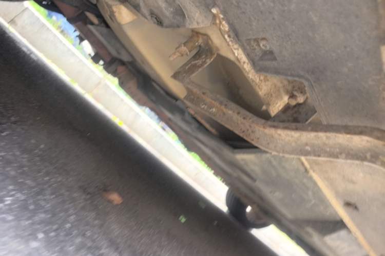 Used CHANGAN CS95 2017 2.0T Two-Wheel Drive Zhiyuan Edition Chassis Front Left
