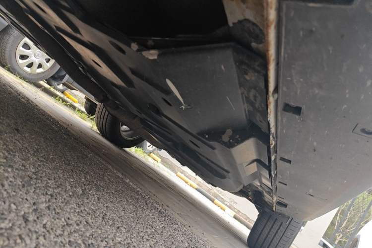 Used CHANGAN CS95 2017 2.0T Four-Wheel Drive SmartDrive Edition Chassis Front Left