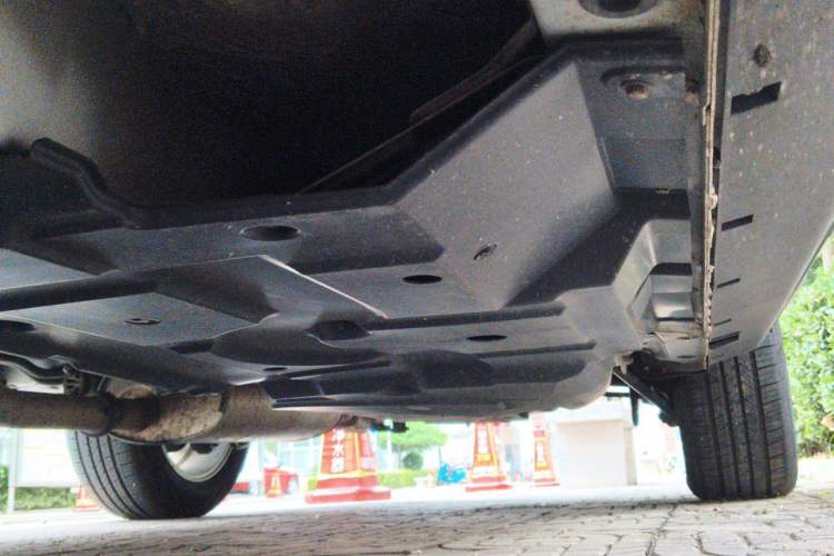 Used CHANGAN CS95 2017 2.0T Two-Wheel Drive Zhiyuan Edition Chassis Front Left