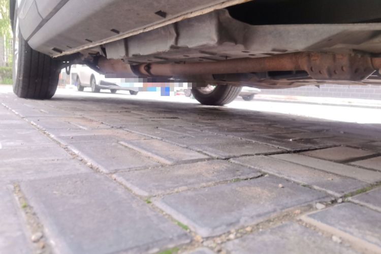 Used CHANGAN CS95 2017 2.0T Two-Wheel Drive Zhiyuan Edition Chassis Front Right