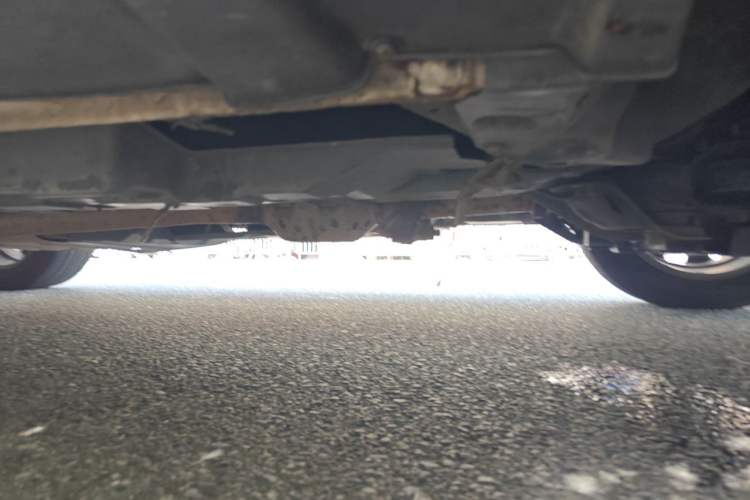 Used CHANGAN CS95 2017 2.0T Two-Wheel Drive Zhitu Edition Chassis Front Right