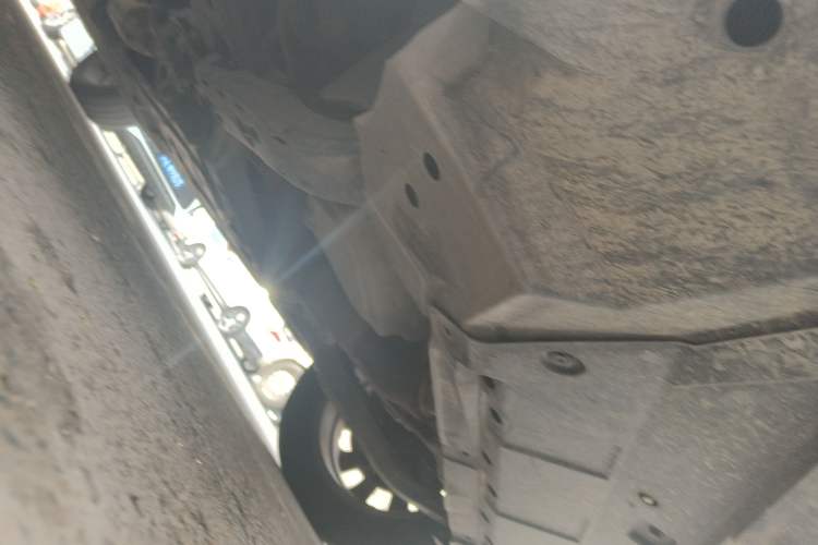 Used CHANGAN CS95 2017 2.0T Two-Wheel Drive Zhituo Edition Chassis Front Right