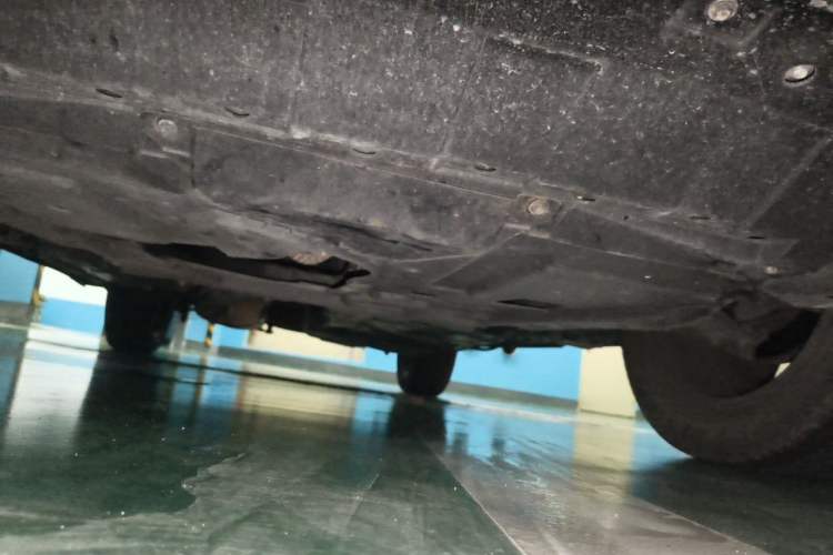 Used CHANGAN CS95 2017 2.0T Two-Wheel Drive Zhituo Edition Chassis Front