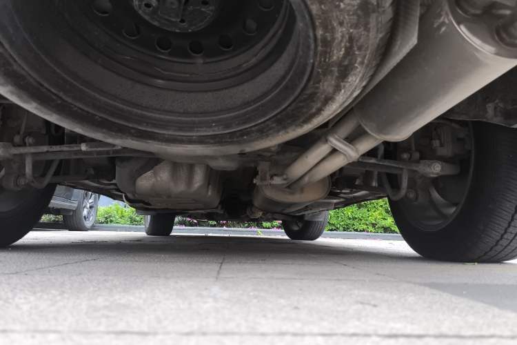 Used CHANGAN CS95 2017 2.0T Two-Wheel Drive Zhitu Edition Chassis Rear