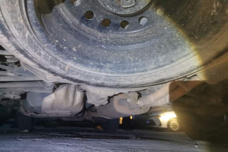 Used CHANGAN CS95 2017 2.0T Four-Wheel Drive ZhiZun Edition Chassis Rear