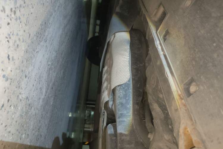 Used CHANGAN CS95 2017 2.0T Four-Wheel Drive SmartDrive Edition Chassis Rear Left