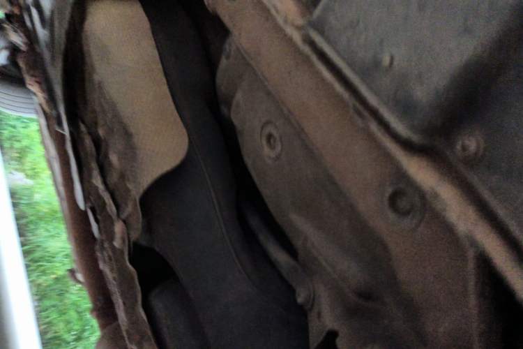 Used CHANGAN CS95 2017 2.0T Four-Wheel Drive SmartDrive Edition Chassis Rear Left