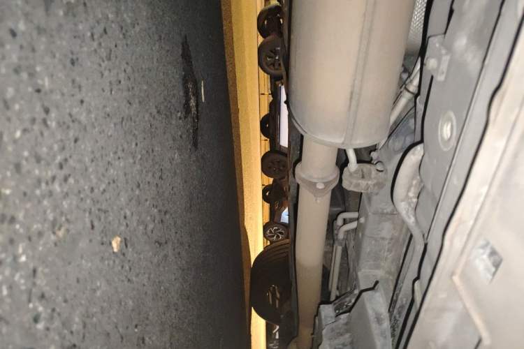 Used CHANGAN CS95 2017 2.0T Four-Wheel Drive SmartDrive Edition Chassis Rear Right